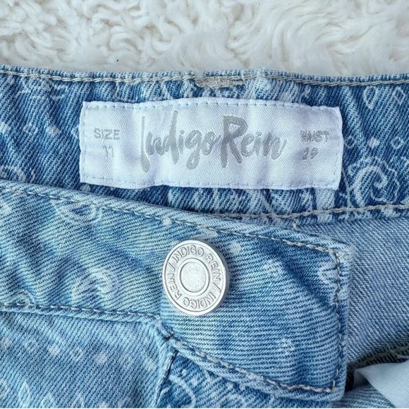 Indigo Rein Women Blue Paisley Print Denim Shorts US29 Boho Western Cowboy - Picture 5 of 5